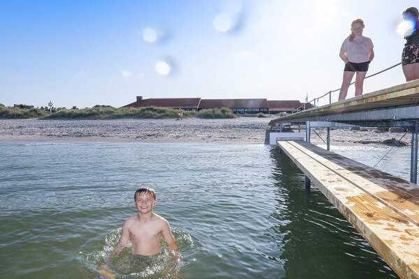 Foto van 6 persoons vakantie huis op een vakantie park in Sæby - View