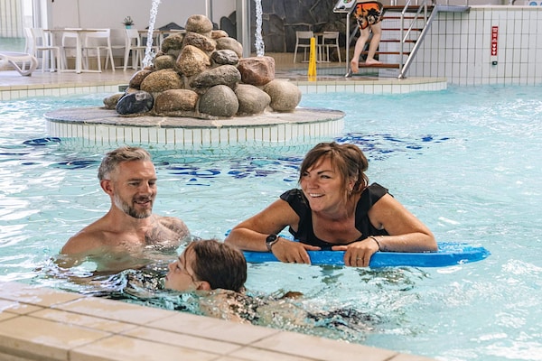 Foto van 4 persoons vakantie huis op een vakantie park in Blokhus - Pool