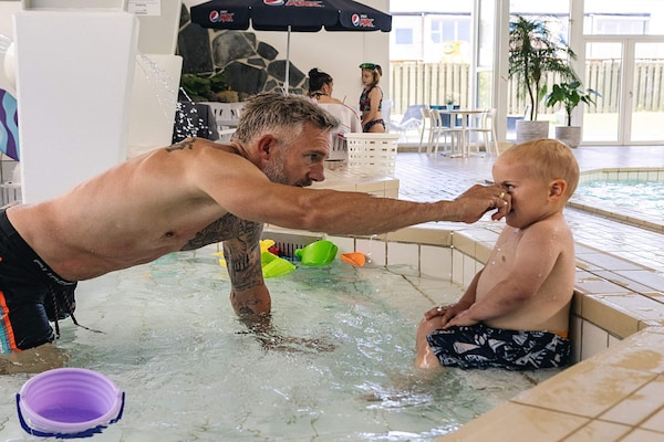 Foto van 4 persoons vakantie huis op een vakantie park in Blokhus - Pool