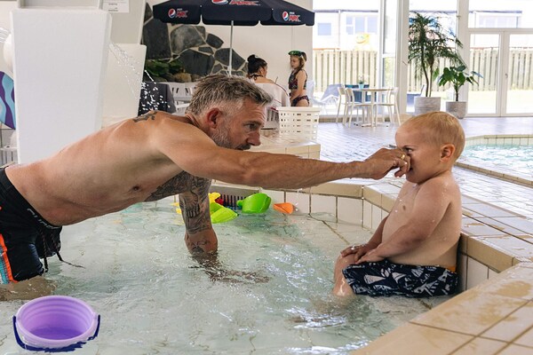 Foto van 4 persoons vakantie huis op een vakantie park in Blokhus - Pool