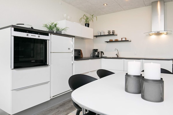 Foto van 6 persoons vakantie huis op een vakantie park in Blokhus - Indoor