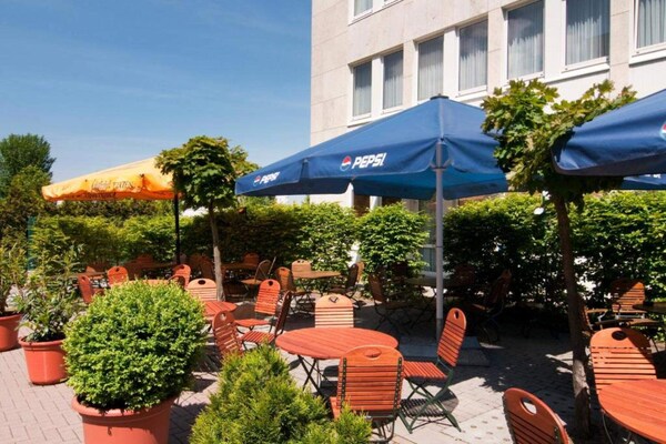 Foto van 2 persoons vakantieparkhuis in Neu-Isenburg - Vakantiehuis in Neu-Isenburg - Outdoor