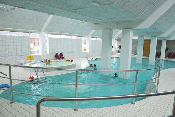 Foto van 6 persoons vakantie huis op een vakantie park in Rømø - Pool