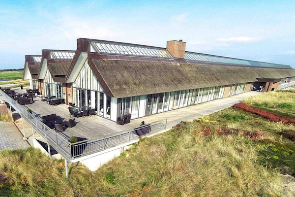 Foto van 6 persoons vakantie huis op een vakantie park in Rømø - Outdoor