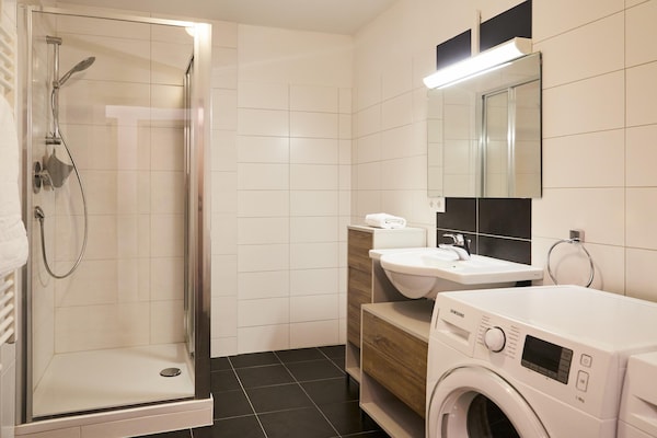 Foto van Appartement in Obertraun bij Hallstättersee - Vakantiehuis in Obertraun - BathRoom