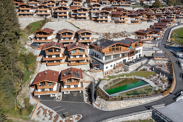 Foto van Chalet in Neukirchen bij Wildkogel Arena - Vakantiehuis in Neukirchen am Grossvenediger - ExteriorSummer