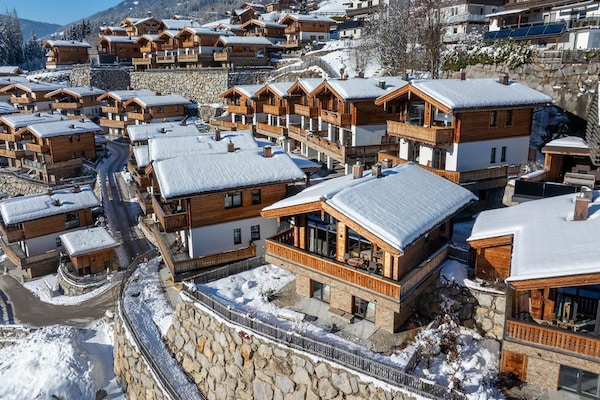Foto van Chalet in de Oostenrijkse Alpen met toegang tot de skipistes - ExteriorWinter