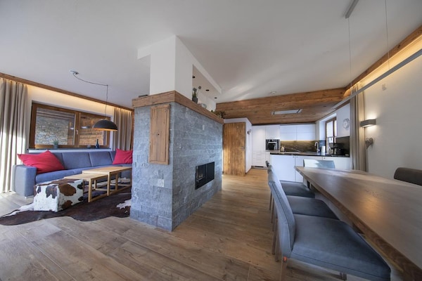 Foto van Alpine Chalet met Ski-In toegang - Vakantiehuis in Neukirchen - LivingRoom