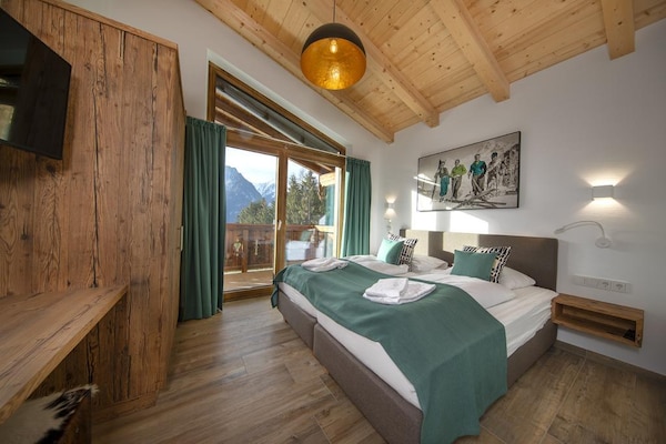 Foto van Alpine Chalet met Ski-In toegang - Vakantiehuis in Neukirchen - BedRoom