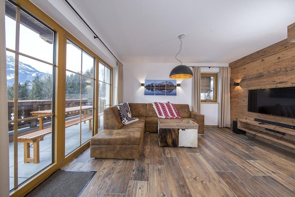 Foto van Chaletverblijf nabij de Krimmler watervallen - Vakantiehuis in Neukirchen - LivingRoom
