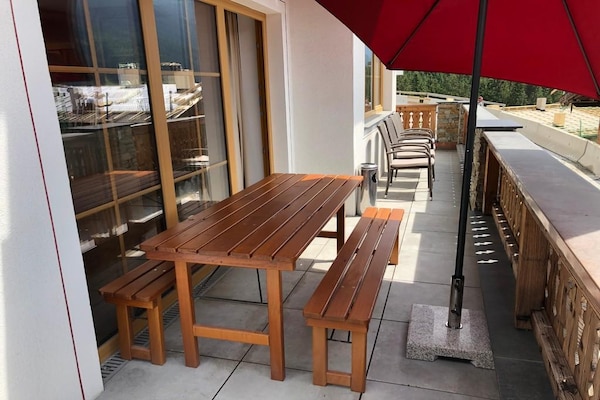 Foto van Chaletverblijf nabij de Krimmler watervallen - Vakantiehuis in Neukirchen - TerraceBalcony
