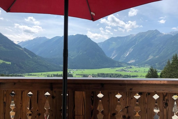 Foto van Chaletverblijf nabij de Krimmler watervallen - Vakantiehuis in Neukirchen - ViewSummer