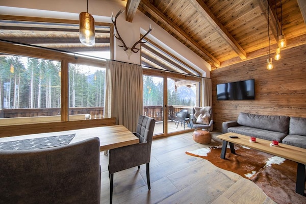 Foto van Chalet in Neukirchen bij Skilift - Vakantiehuis in Neukirchen - LivingRoom