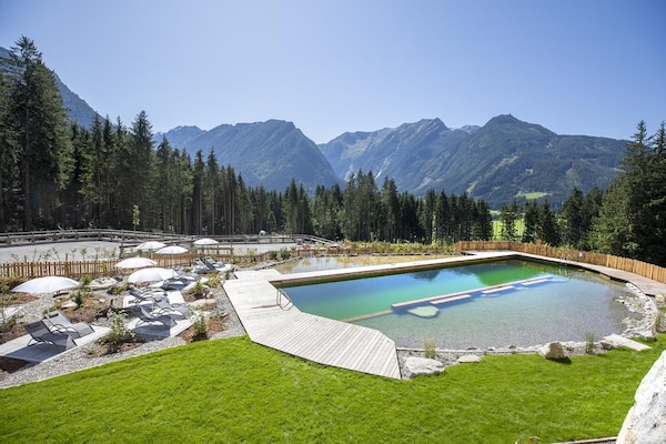 Foto van Wellnesschalet nabij Wildkogel - Vakantiehuis in Neukirchen - PoolOfHouse