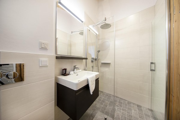 Foto van Bergwellnessverblijf in Neukirchen - Vakantiehuis in Neukirchen - BathRoom