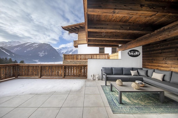 Foto van Bergwellnessverblijf in Neukirchen - Vakantiehuis in Neukirchen - TerraceBalcony