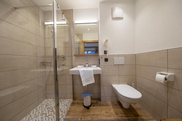 Foto van Alpine familiechalet nabij Wildkogel - Vakantiehuis in Neukirchen - BathRoom