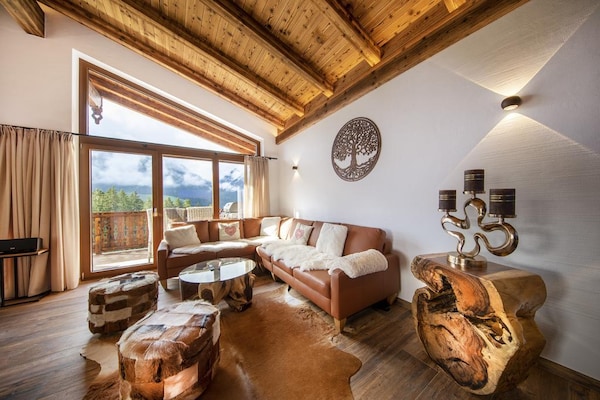 Foto van Verblijf in de buurt van Ski Arena Wildkogel - Vakantiehuis in Neukirchen - LivingRoom