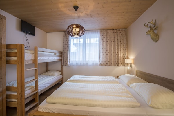 Foto van Modern appartement met sauna en balkon - Vakantiehuis in Neukirchen am Großvenediger - BedRoom