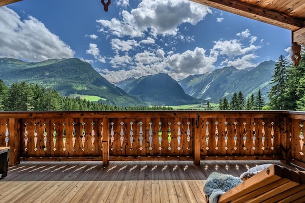 Foto van Nationalpark Chalet Dreiherrenspitze - Vakantiehuis in Neukirchen - TerraceBalcony