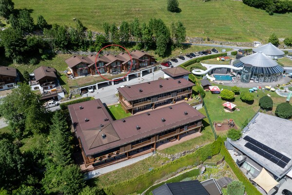 Foto van Drive-in chalet op korte loopafstand van de skibus met verbinding naar de Wildkogel of Zillertal Arena. - Untagged