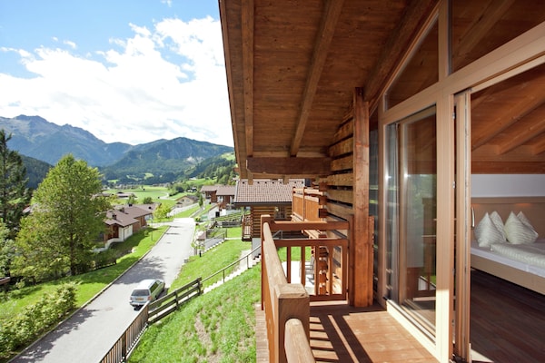 Foto van Luxe verblijf in Wald im Pinzgau met sauna - Vakantiehuis in Wald-Königsleiten - TerraceBalcony