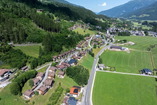 Foto van Schilderachtig chalet in een vallei in Oostenrijk - Vakantiehuis in Wald-Königsleiten - AreaSummer1KM