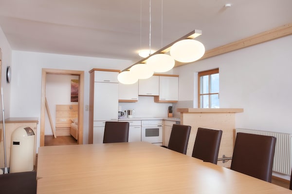 Foto van Chalet in Pinzgau bij Wildkogel Arena - Vakantiehuis in Wald im Pinzgau - DiningRoom
