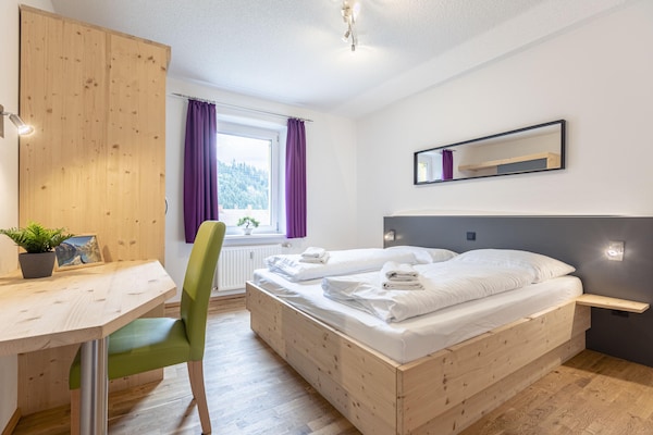 Foto van Modern appartement met balkon (zonder borg) - Vakantiehuis in Eisenerz - BedRoom