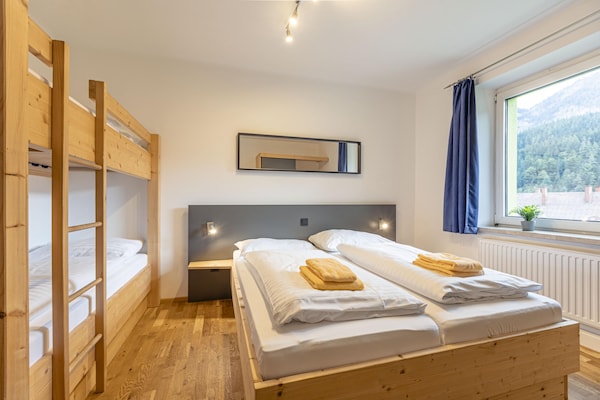 Foto van Mooi appartement in Stryia met sauna (zonder borg) - BedRoom