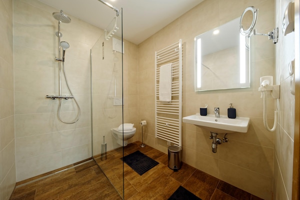Foto van Mooi chalet met infraroodsauna - Vakantiehuis in St. Lambrecht - BathRoom