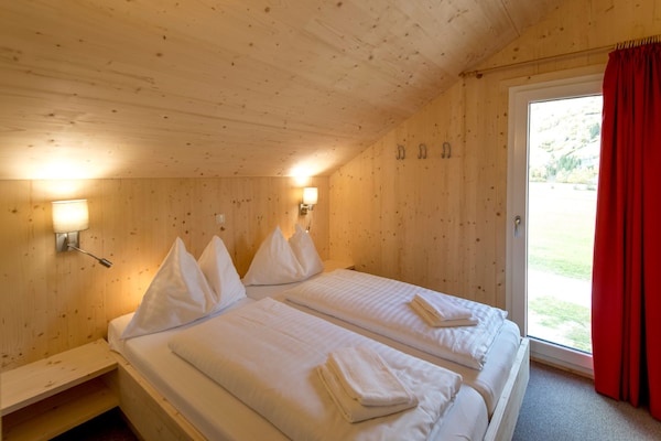 Foto van Modern chalet met whirlpool - Vakantiehuis in Sankt Georgen am Kresichberg - BedRoom