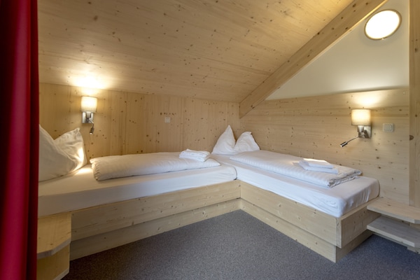 Foto van Levendig chalet vlakbij skipiste - Vakantiehuis in Sankt Georgen am Kresichberg - BedRoom