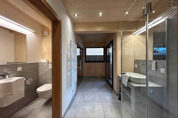 Foto van Modern chalet met binnensauna - Vakantiehuis in Turrach - BathRoom
