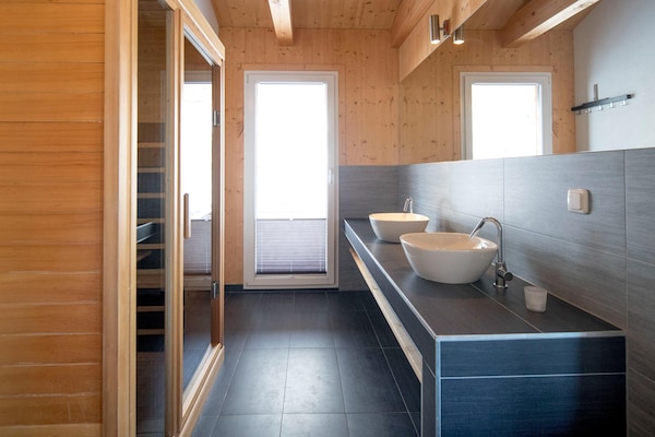 Foto van Mooi chalet met sauna en whirlpool - Vakantiehuis in Turracherhöhe - Wellness