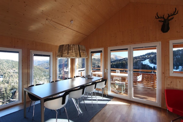 Foto van Mooi chalet met sauna en whirlpool - Vakantiehuis in Turracherhöhe - DiningRoom