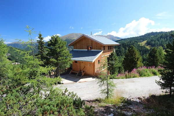 Foto van Mooi chalet met sauna en whirlpool - Vakantiehuis in Turracherhöhe - ExteriorSummer