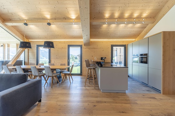 Foto van Chalet met warm zwembad op terras - Vakantiehuis in Ennsling - BedRoom