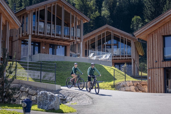 Foto van Chalet met warm zwembad op terras - Vakantiehuis in Ennsling - AreaWinter20KM