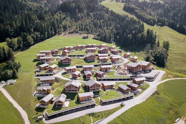 Foto van Majestueus chalet met zwembad en sauna - Vakantiehuis in Ennsling - AreaSummer1KM