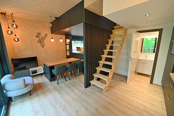 Foto van Lodge in Oignies Bos met Eco Design - Vakantiehuis in Oignies en Thiérache - LivingRoom