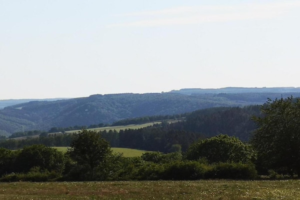 Foto van Gezellige 5-persoons Glampingtent in de Ardennen - Vakantiehuis in Dochamps - AreaSummer5KM
