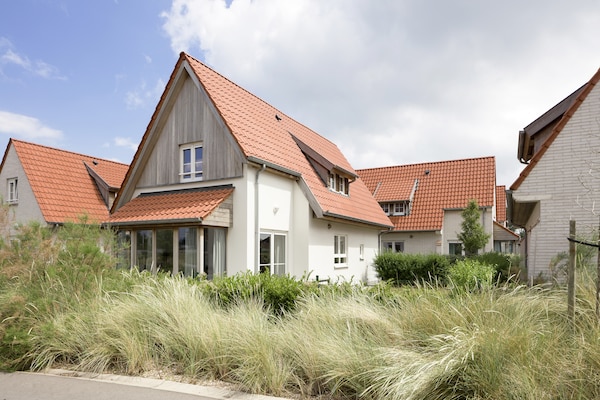Foto van Ruime moderne villa • Vlakbij het strand - Vakantiehuis in Bredene - ExteriorSummer
