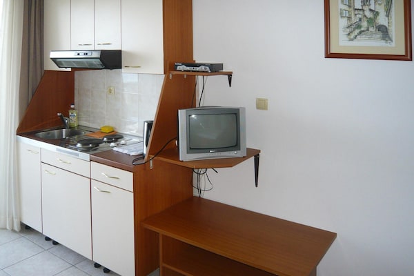 Foto van Appartement in Nemira met zeezicht - Vakantiehuis in Omis - Kitchen