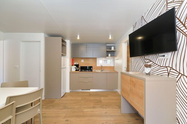 Foto van Stacaravans in Camping Soline in Biograd - Vakantiehuis in Biograd - LivingRoom