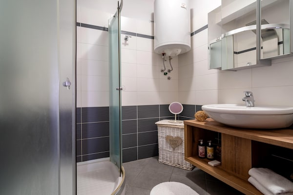 Foto van Stijlvol appartement aan zee in Rovinj - Vakantiehuis in Rovinj - BathRoom