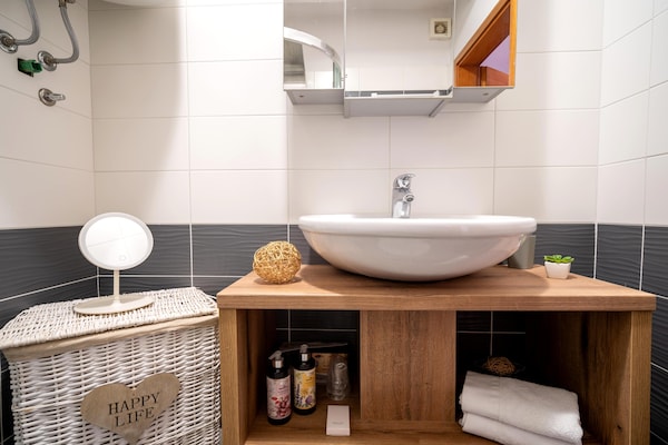 Foto van Stijlvol appartement aan zee in Rovinj - Vakantiehuis in Rovinj - BathRoom