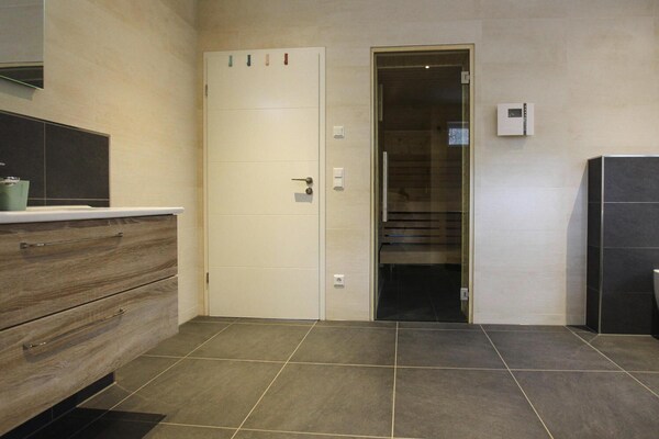 Foto van Villa Seeblick in Lychen - Vakantiehuis in Lychen - BathRoom