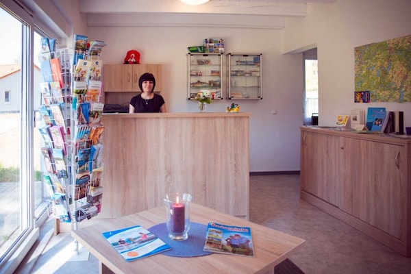 Foto van Gezellige bungalow in Storkow am See - Vakantiehuis in Storkow - HallReception