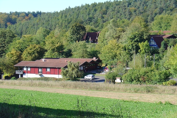 Foto van Vakantiehuis in Duitsland met natuurpracht - Vakantiehuis in Ronshausen - AreaSummer1KM